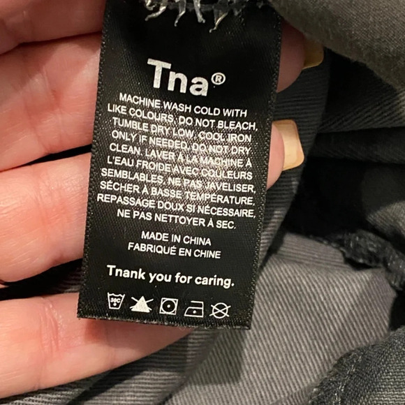 TNA Aritzia Alix joggers pants Gray Camo, 16674 - Picture 13 of 16